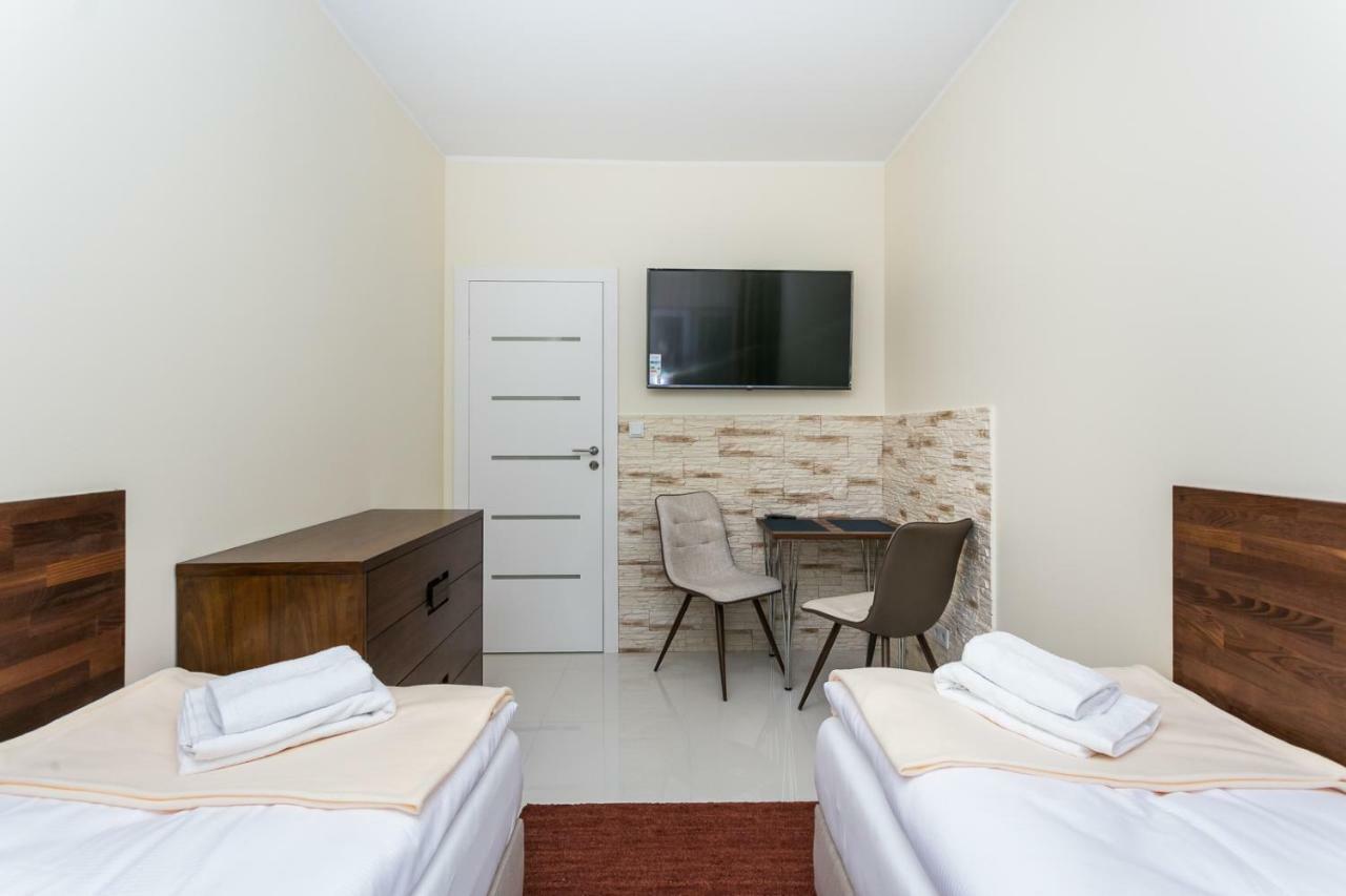 Apartamenty Dom Saski 10 Minut Od Centrum Warszawy Varsavia Esterno foto