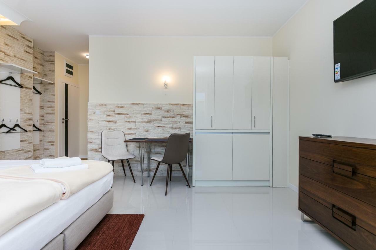 Apartamenty Dom Saski 10 Minut Od Centrum Warszawy Varsavia Esterno foto