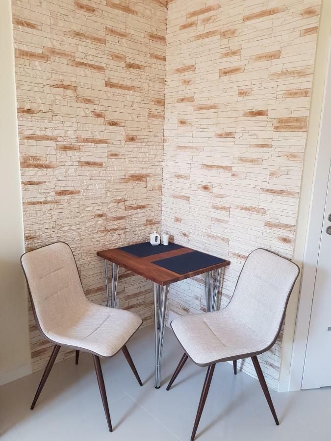 Apartamenty Dom Saski 10 Minut Od Centrum Warszawy Varsavia Esterno foto