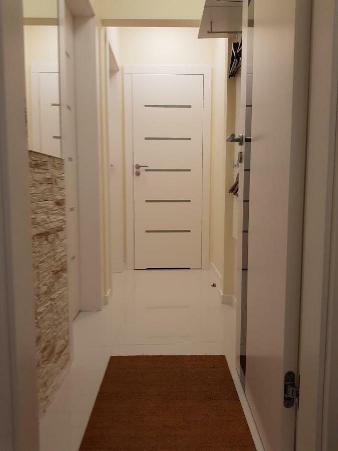 Apartamenty Dom Saski 10 Minut Od Centrum Warszawy Varsavia Esterno foto
